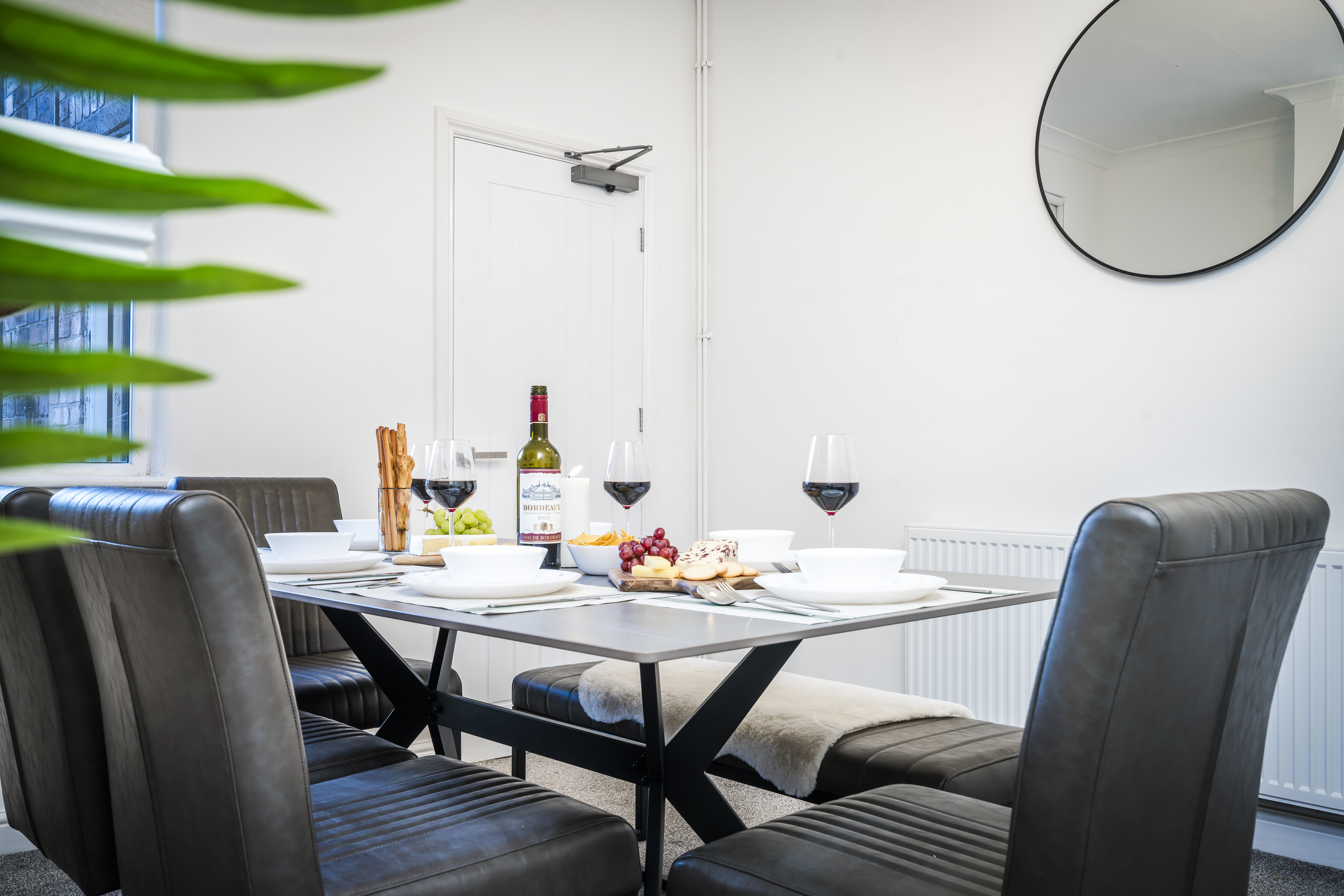 The Heron master bedroom with double bed - serviced accommodation Stoke-on-Trent